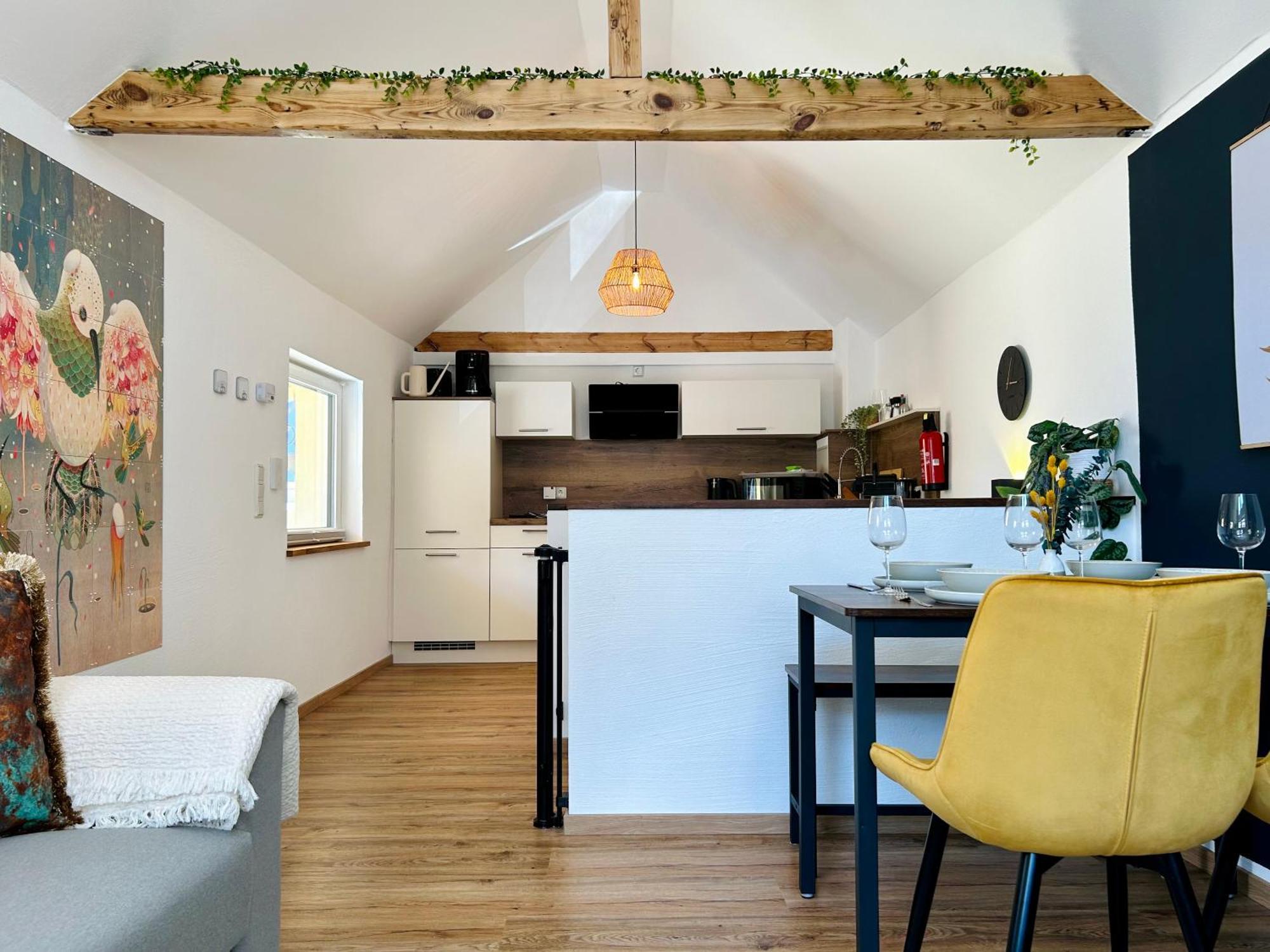 Kolibri - Design Maisonette - Nintendo Switch, Streaming, Bikestore, E-wallbox